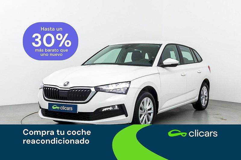 Blanco Usado 2023 Skoda Scala Active Utilitario | 16.990 € (Un poco caro) - Imagen 1/4