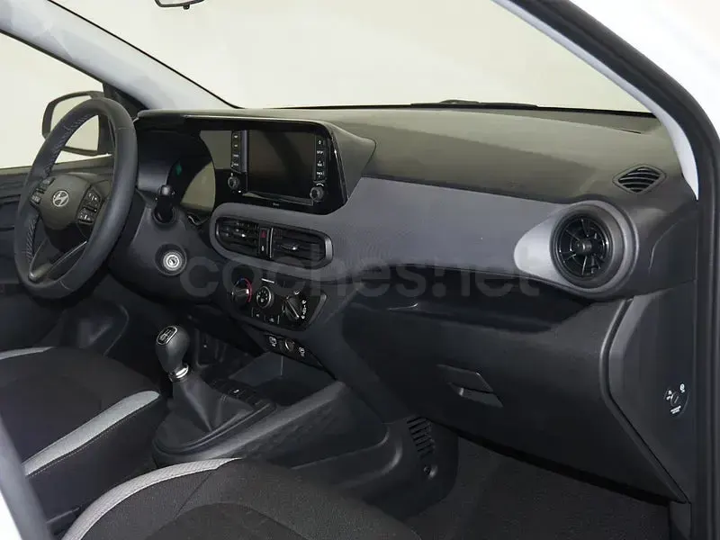 Nuevo Hyundai i10 63 CV (46 kW) 2025 Blanco Utilitario