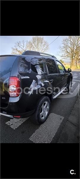 Usado Dacia Duster Lauréate 107 CV (78 kW) 2011 Negro SUV