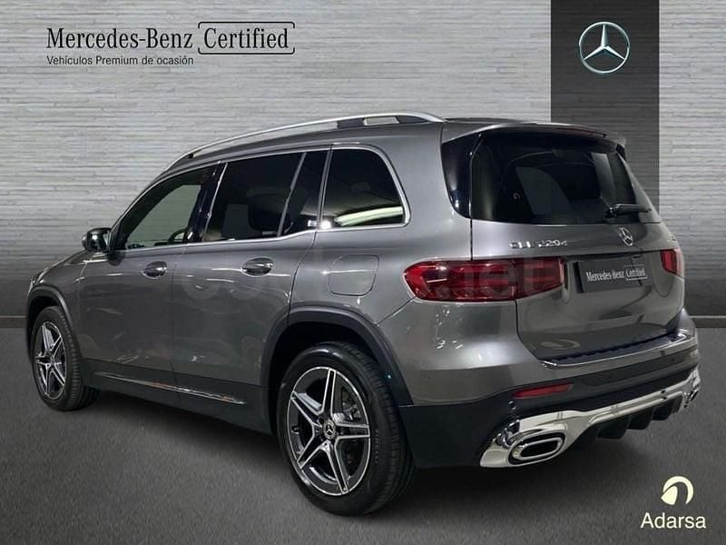 Usado Mercedes GLB220 AMG line 190 CV (139 kW) 2024 Gris SUV