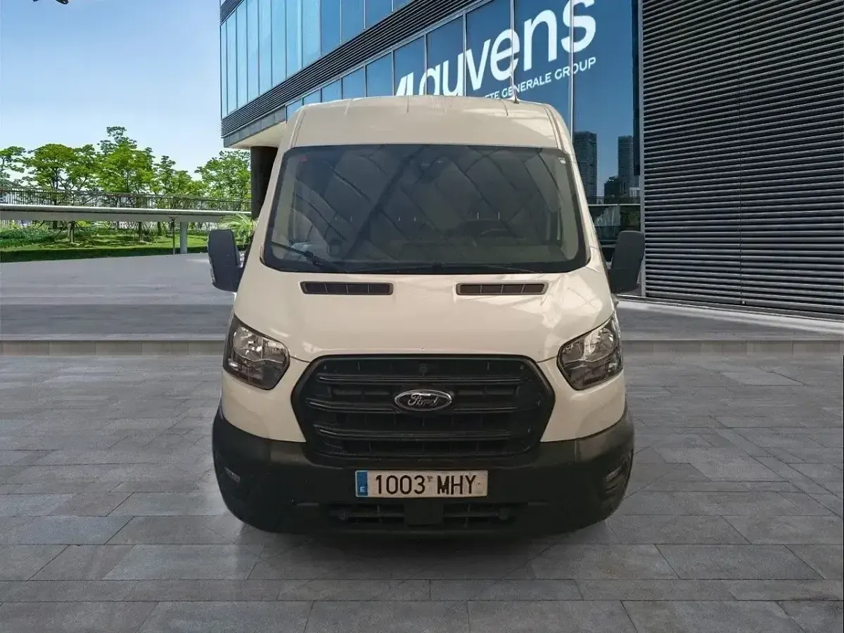 Usado Ford Transit Trend 130 CV (95 kW) 2023 Blanco Berlina