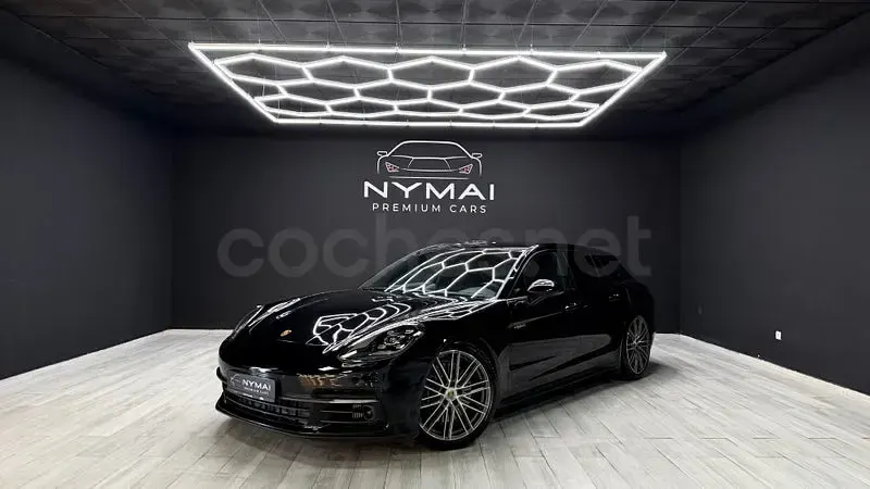 Käytetty Porsche Panamera Sport Turismo 462 HP (339 kW) 2018 Musta Farmari