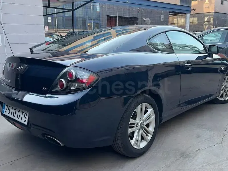 Usado Hyundai Coupé 105 CV (77 kW) 2010 Azul Coupe
