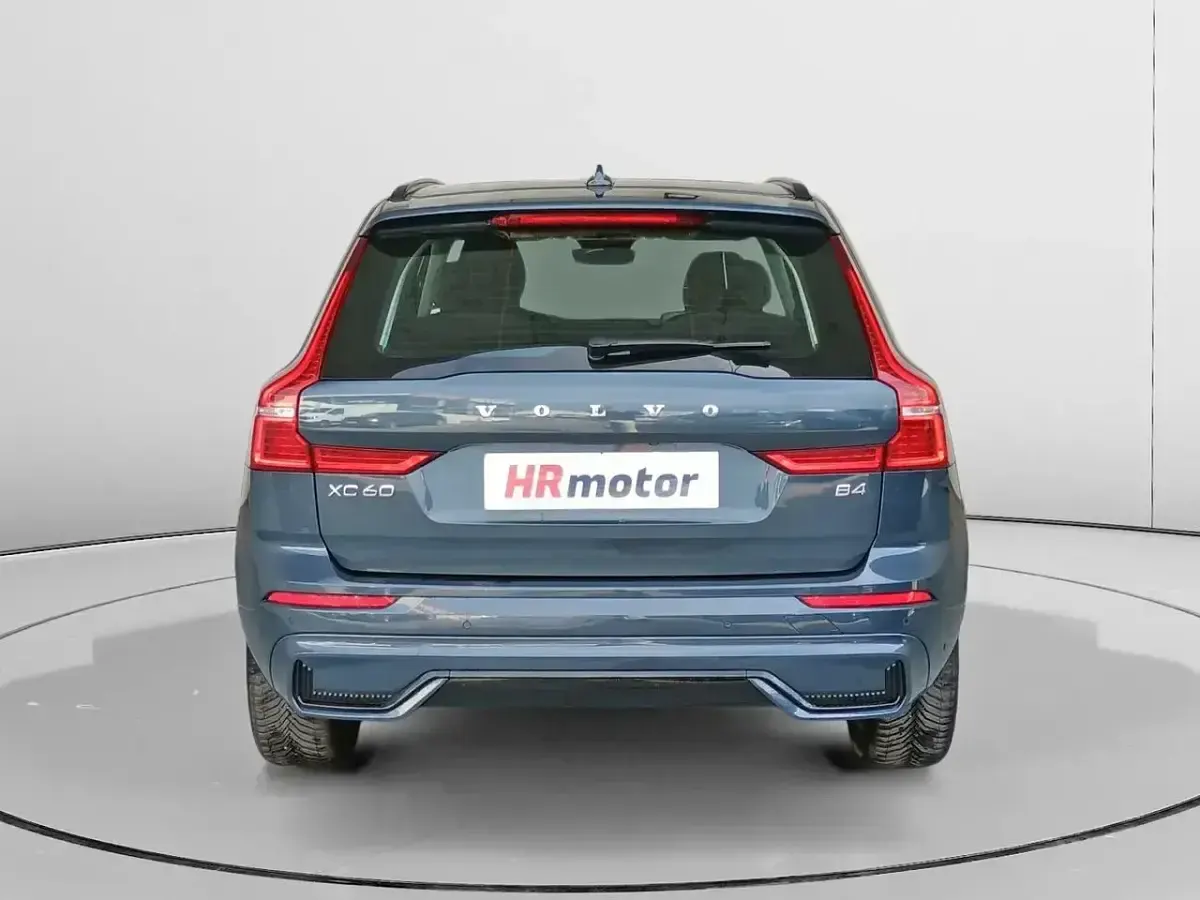 Usado Volvo XC60 Plus 197 CV (144 kW) 2023 Azul SUV