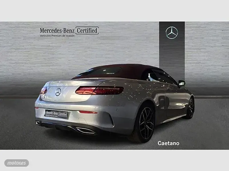 Usado Mercedes E220 194 CV (142 kW) 2023 Gris / plateado Descapotable