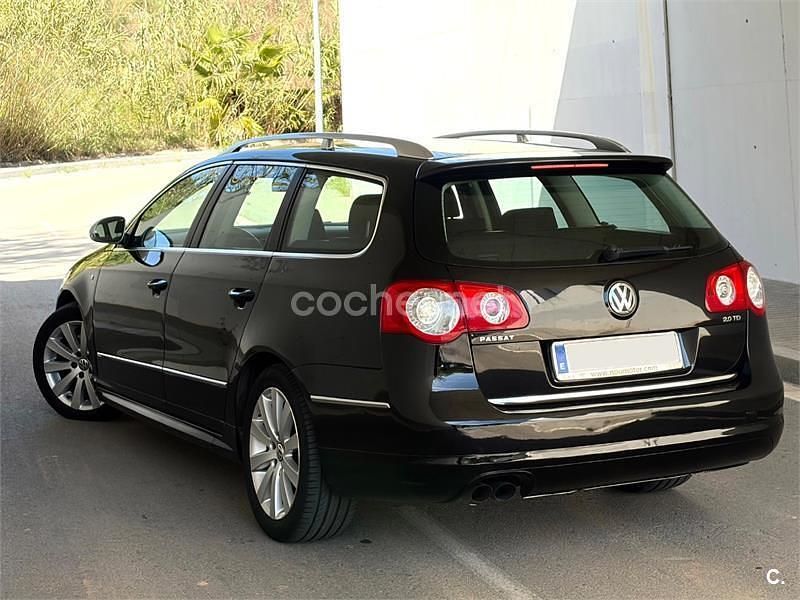 Usado VW Passat Individual 170 CV (125 kW) 2008 Negro Familiar