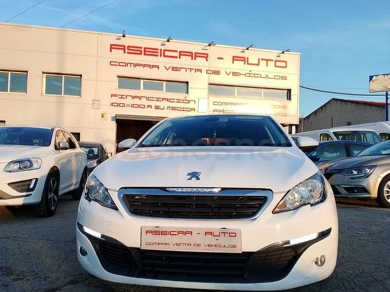 Usado Peugeot 308 Active 115 CV (84 kW) 2014 Blanco Berlina