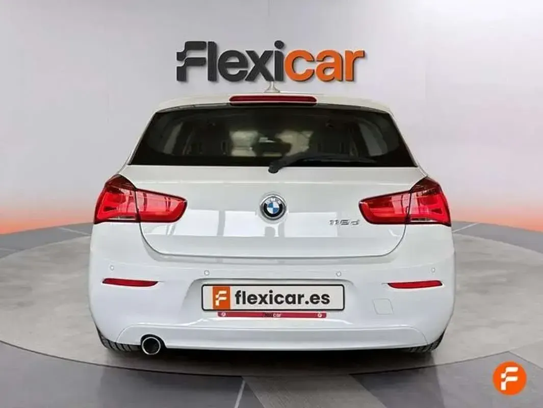 Usado BMW 118 150 CV (110 kW) 2018 Blanco Utilitario
