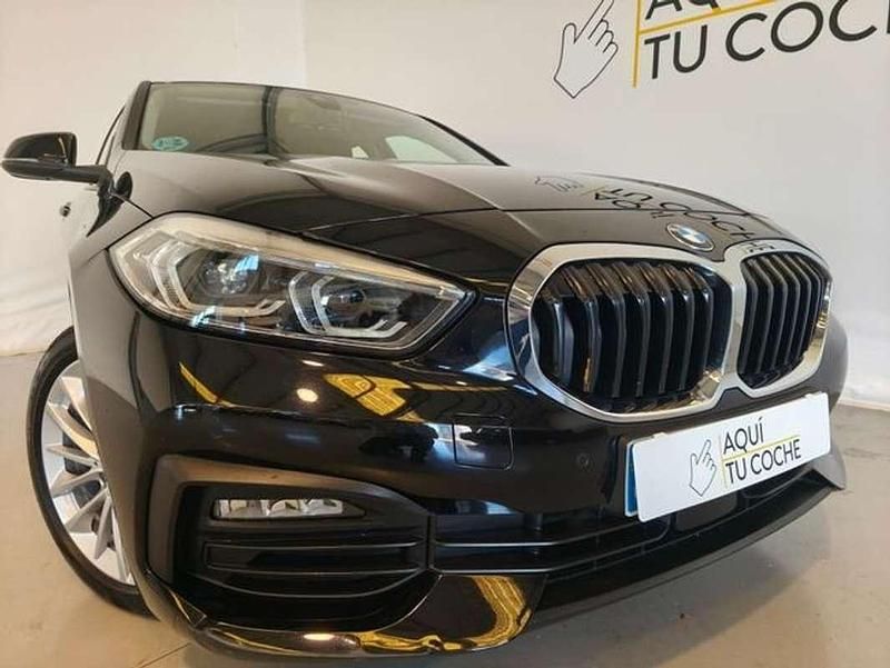 Usado BMW 118 136 CV (100 kW) 2022 Negro Utilitario