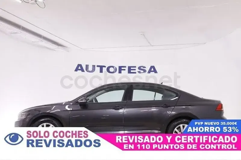Usado VW Passat 122 CV (89 kW) 2022 Gris / plata Familiar