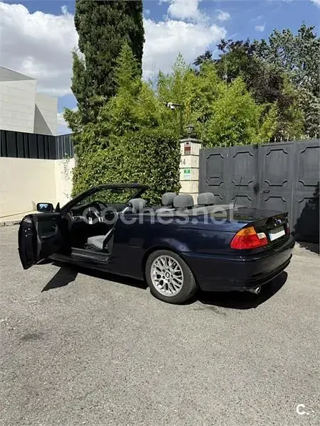 Usado BMW 318 143 CV (105 kW) 2002 Azul Descapotable