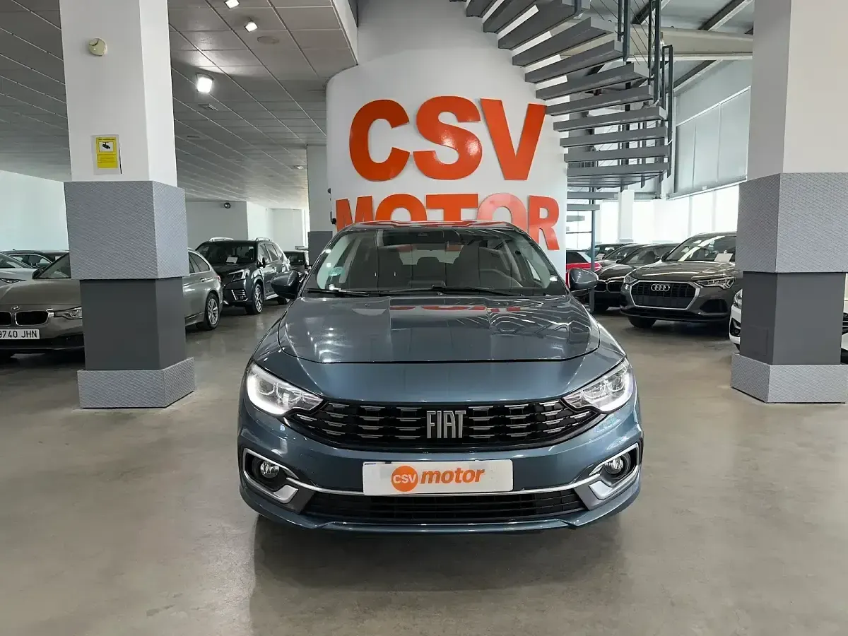 Usado Fiat Tipo City Life 101 CV (74 kW) 2022 Azul Familiar