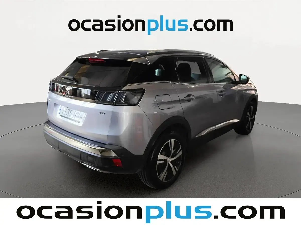 Usado Peugeot 3008 GT 130 CV (95 kW) 2023 Gris SUV