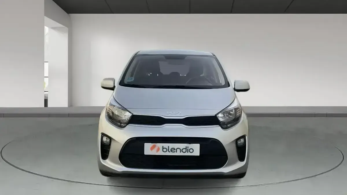 Usado Kia Picanto 67 CV (49 kW) 2024 Gris Utilitario