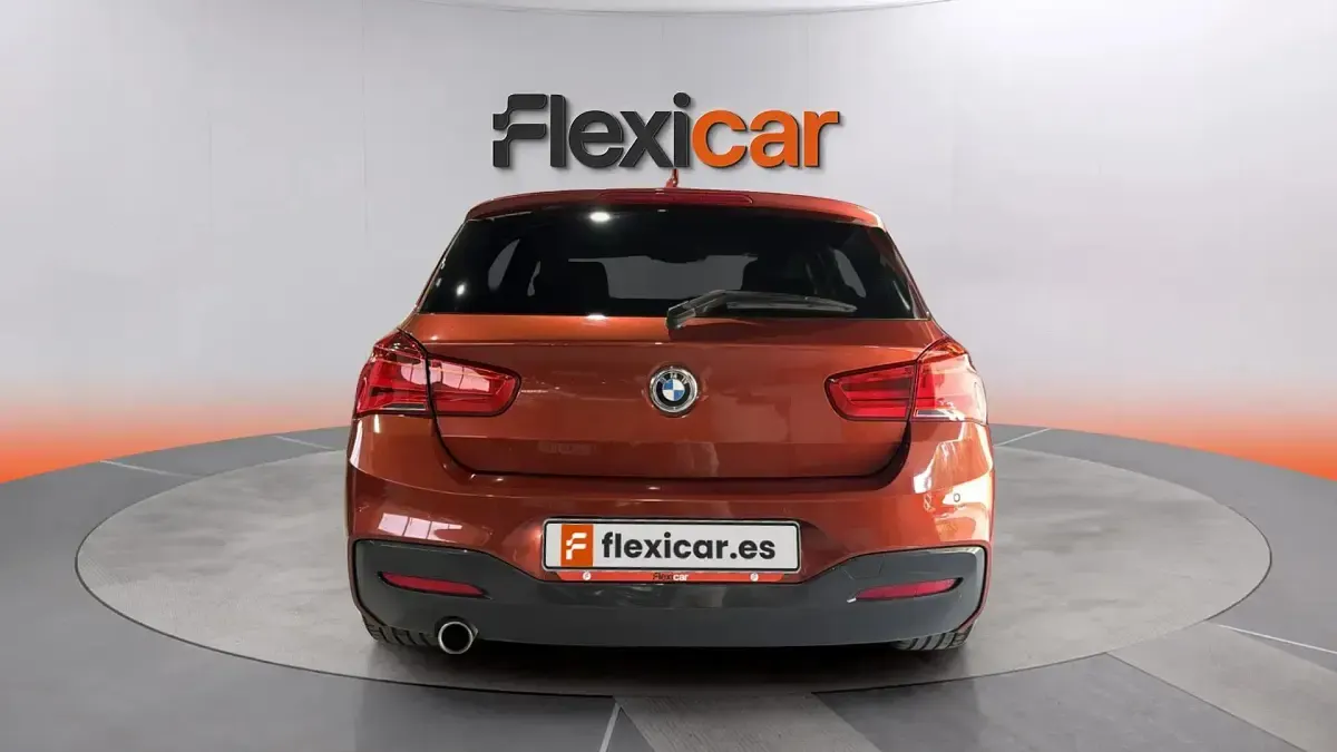 Usado BMW 118 150 CV (110 kW) 2019 Naranja Utilitario