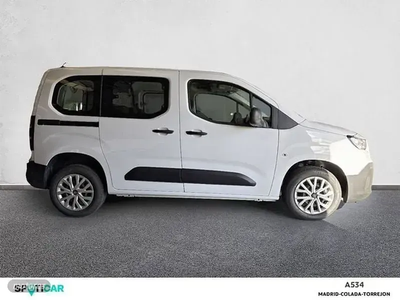 Nuevo Fiat Doblò 100 CV (73 kW) 2026 Blanco Monovolumen