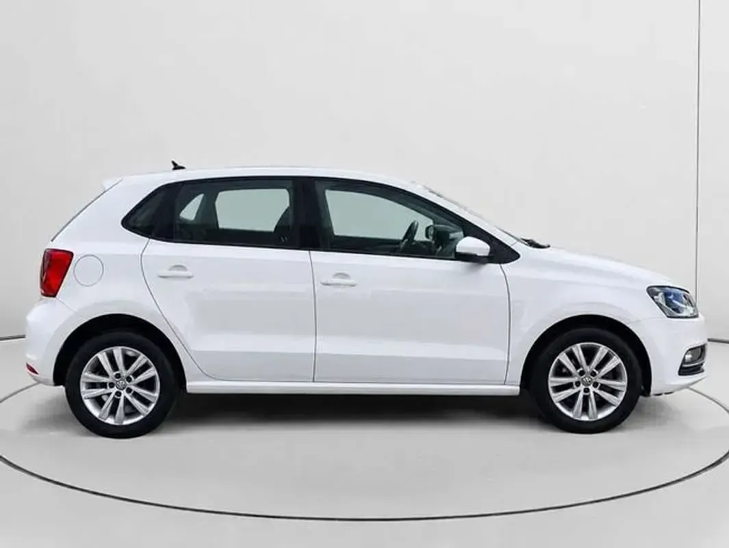 Usado VW Polo Sportline 90 CV (66 kW) 2014 Blanco Utilitario