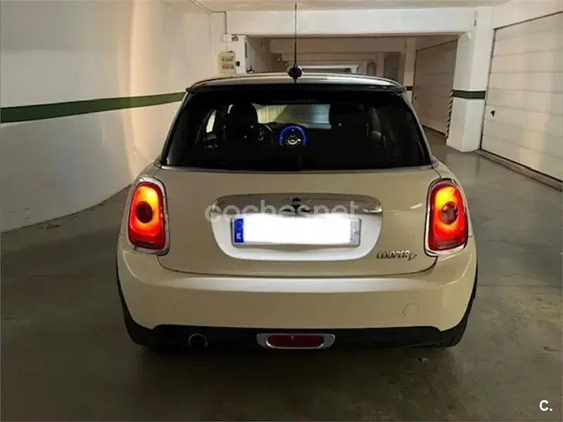 Usado Mini Cooper D 112 CV (82 kW) 2015 Blanco Utilitario