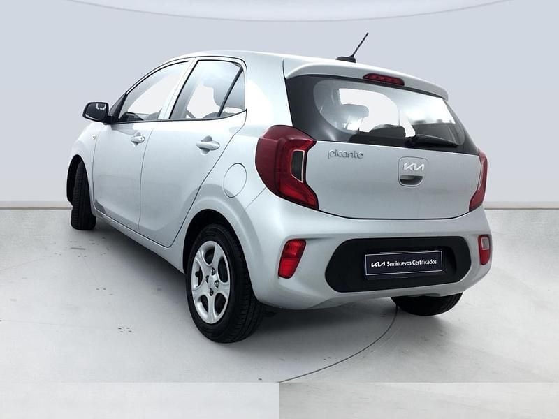 Usado Kia Picanto 67 CV (49 kW) 2022 Gris plata Utilitario