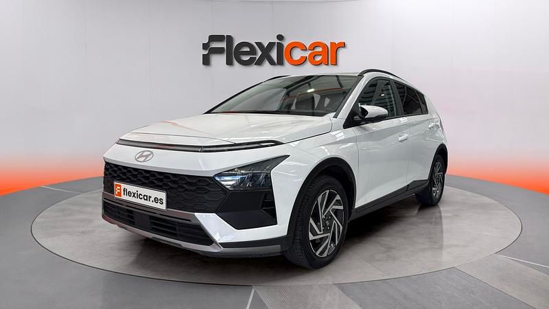 Usado Hyundai Bayon 84 CV (61 kW) 2024 Gris SUV