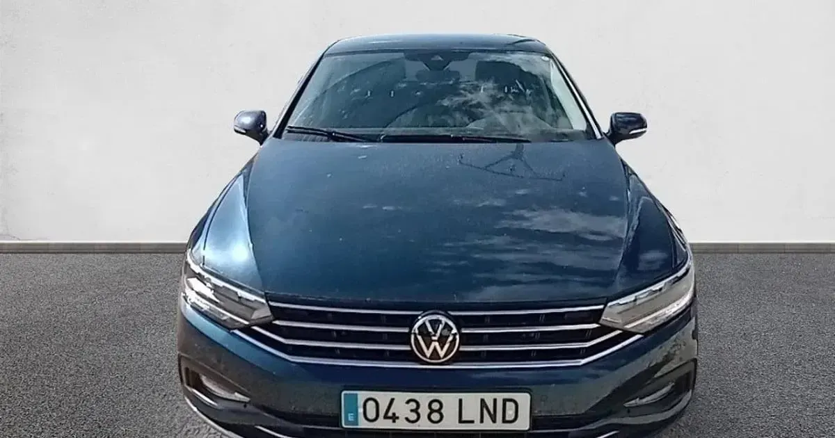 Usado VW Passat Executive 150 CV (110 kW) 2021 Familiar