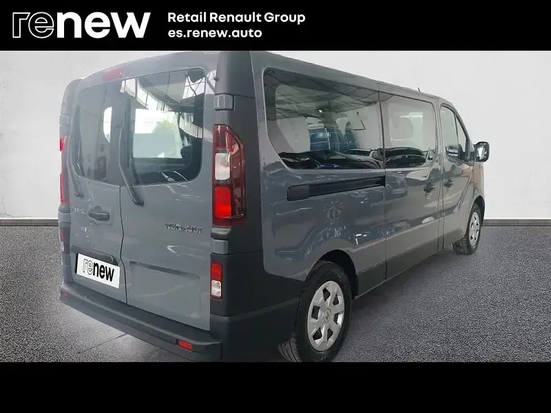 Usado Renault Trafic 150 CV (110 kW) 2024 Gris Monovolumen