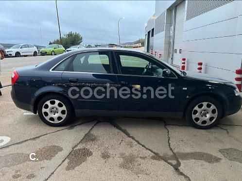 Occasion Audi A4 130 PK (95 kW) 2004 Zwart Sedan