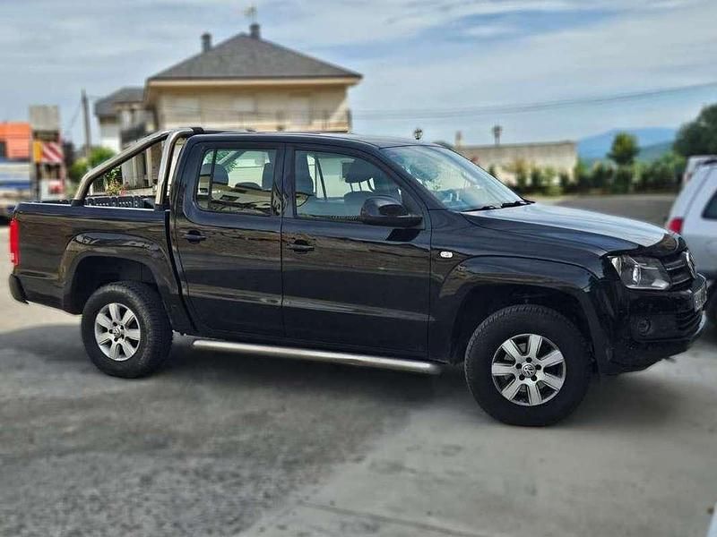 Usado VW Amarok Trendline 163 CV (119 kW) 2011 Negro Pickup/Camioneta
