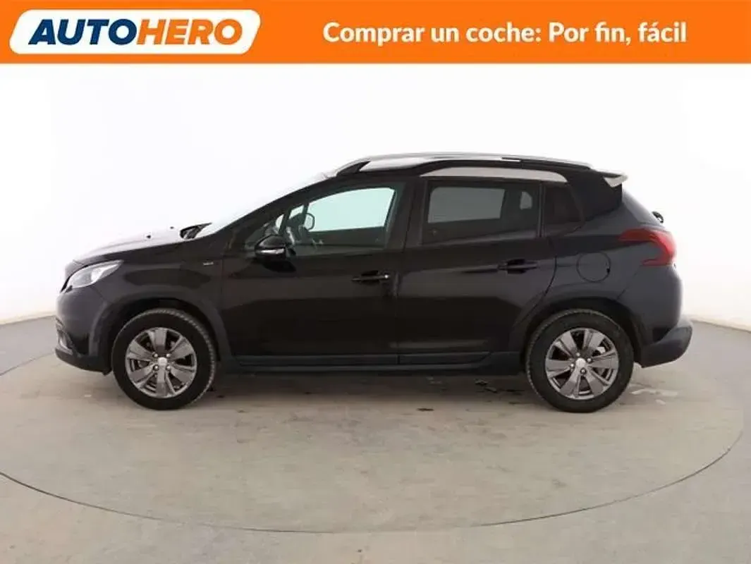 Usado Peugeot 2008 Signature Sky 82 CV (60 kW) 2019 Negro SUV