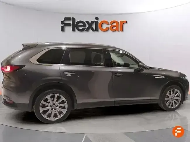 Usado Mazda CX-80 Exclusive-Line 254 CV (186 kW) 2025 Gris / plata SUV