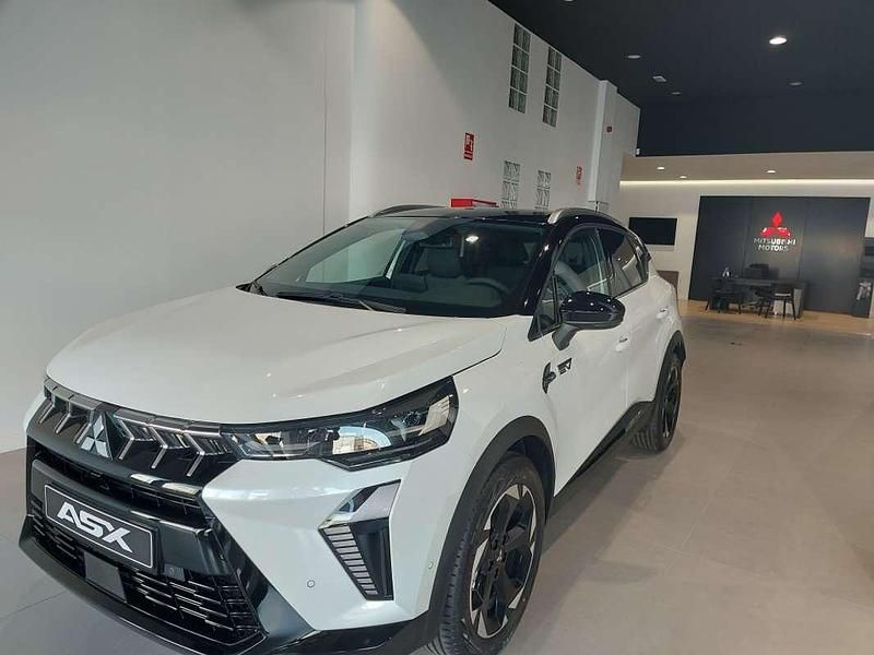 Blanco Usado 2024 Mitsubishi ASX SUV | 30.000 € - Imagen 1/4