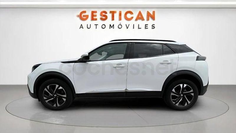 Usado Peugeot 2008 Allure 131 CV (96 kW) 2021 Blanco SUV