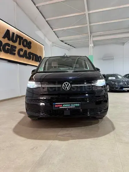 Usado VW Multivan Style 150 CV (110 kW) 2025 Negro Monovolumen