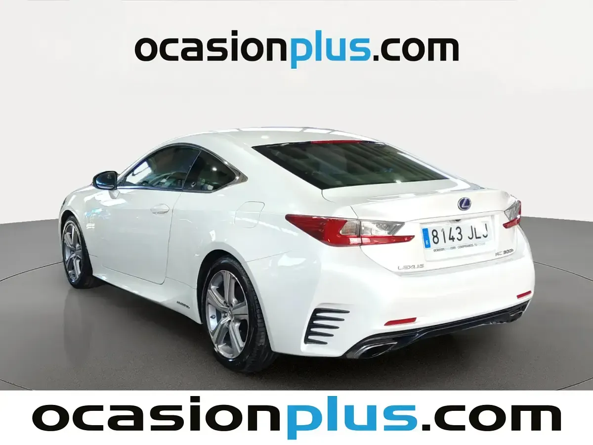 Usado Lexus RC300h Executive Line 223 CV (164 kW) 2016 Blanco Coupe