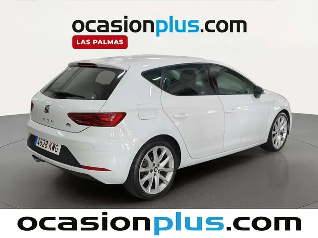 Usado Seat Leon FR 150 CV (110 kW) 2019 Blanco Utilitario