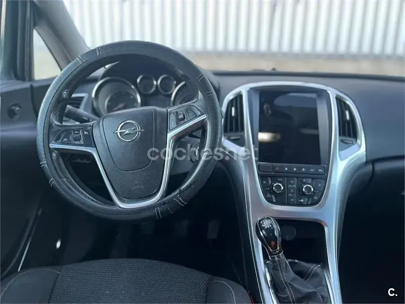 Usado Opel Astra Sport 125 CV (91 kW) 2009 Negro Berlina
