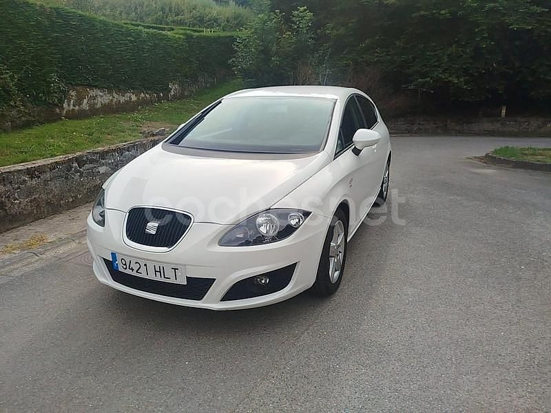 Usado Seat Leon Copa 105 CV (77 kW) 2012 Blanco Berlina