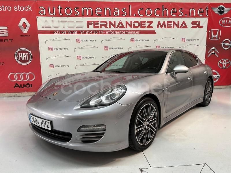 Usado Porsche Panamera 400 CV (294 kW) 2012 Gris / plata Berlina