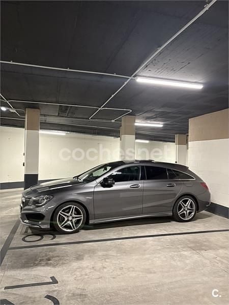 Usado Mercedes CLA220 Shooting Brake AMG line 177 CV (130 kW) 2016 Gris / plata Familiar
