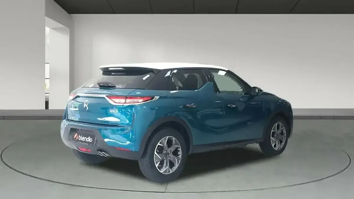Usado DS Automobiles DS3 Crossback So Chic 130 CV (95 kW) 2019 Azul SUV