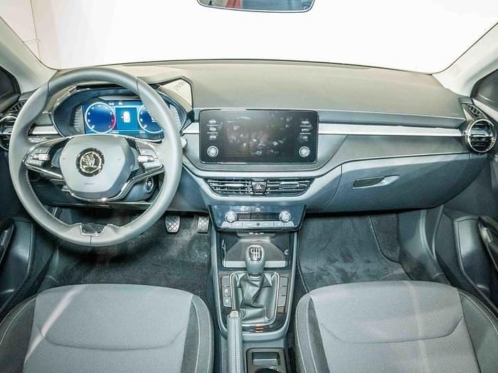 Nuevo Skoda Fabia Selection 115 CV (84 kW) 2025 Azul Utilitario