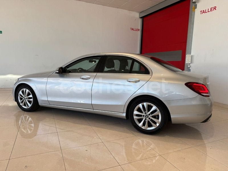Usado Mercedes C200 160 CV (117 kW) 2019 Gris / plata Berlina