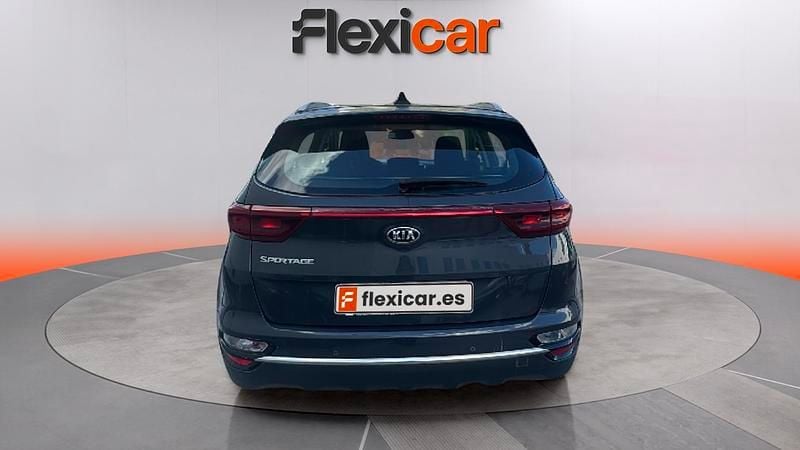 Usado Kia Sportage 136 CV (100 kW) 2019 Gris SUV
