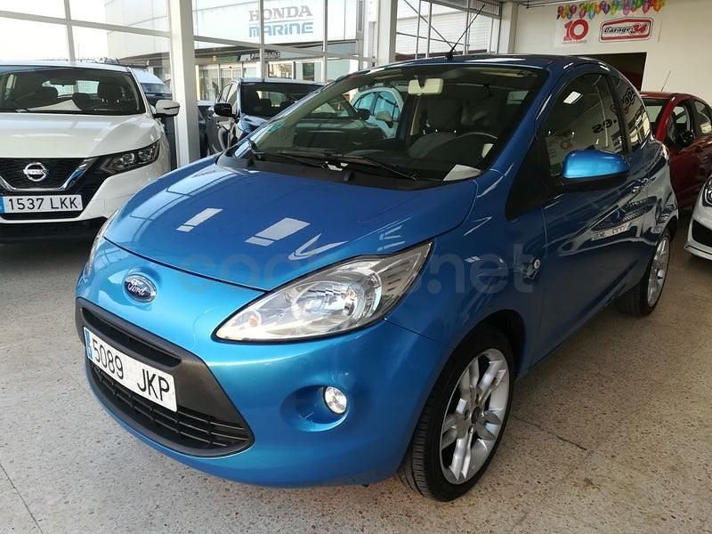 Usado Ford Ka Trend 69 CV (50 kW) 2015 Azul Berlina