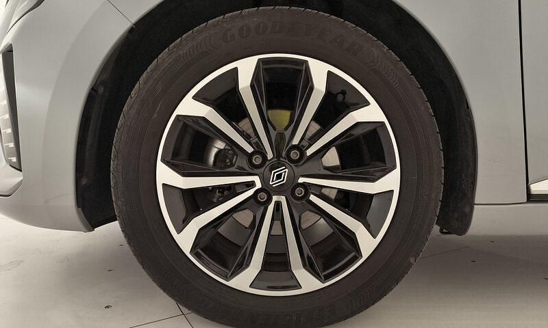 Usado Renault Clio V Techno 101 CV (74 kW) 2025 Gris Berlina