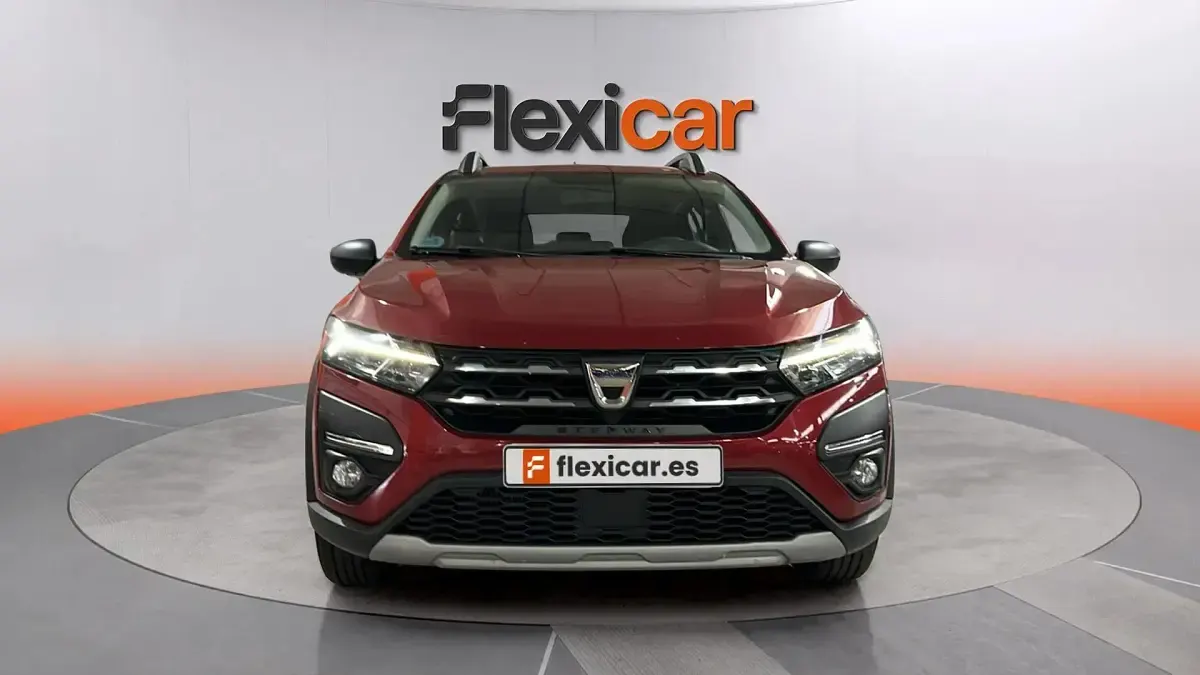 Usado Dacia Sandero Acces 75 CV (55 kW) 2021 Rojo Berlina