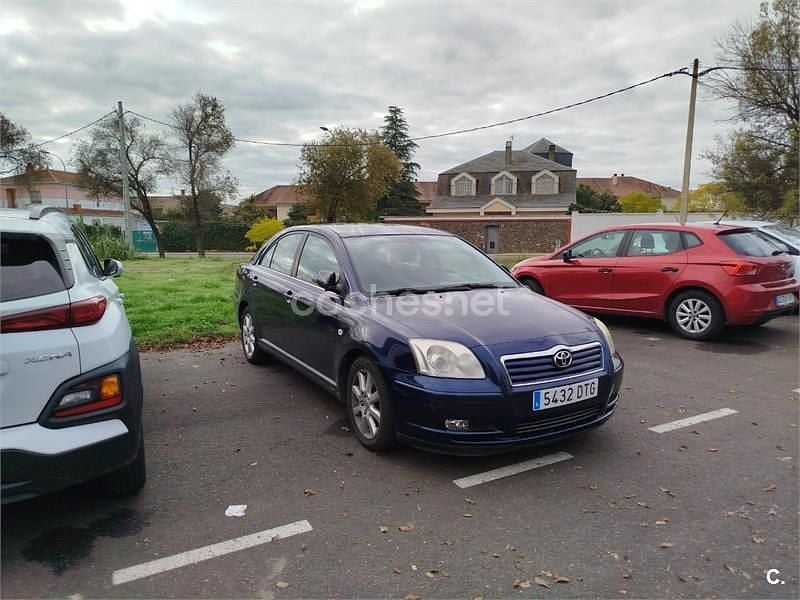 Azul Usado 2005 Toyota Avensis Executive Berlina | 4500 € (Precio justo) - Imagen 1/4