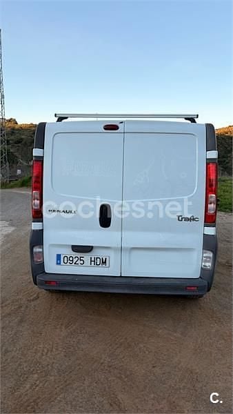 Usado Renault Trafic Equilibre 110 CV (80 kW) 2021 Blanco Monovolumen