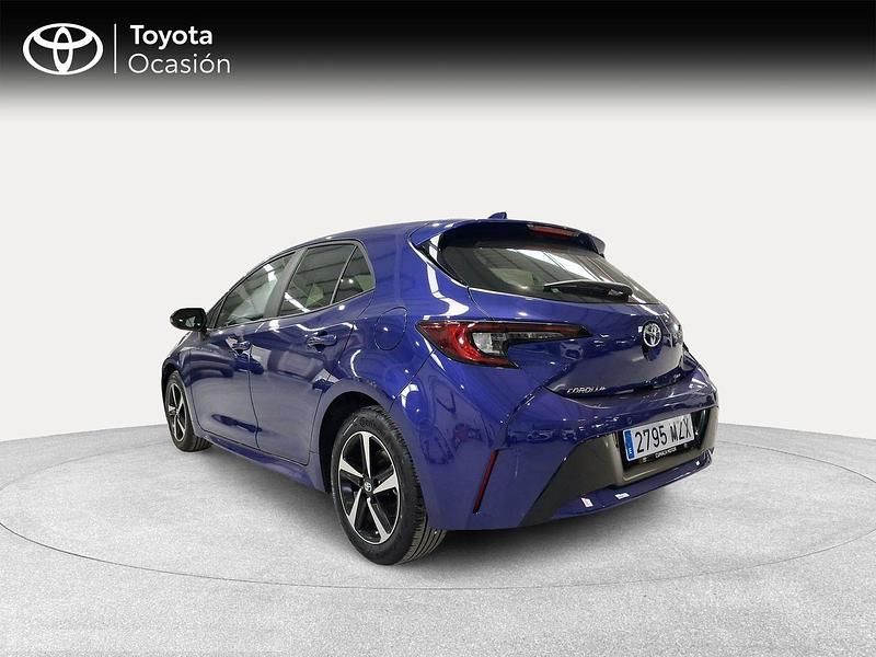 Azul Usado 2025 Toyota Corolla Active Berlina | 25.500 € (Precio justo) - Imagen 1/3