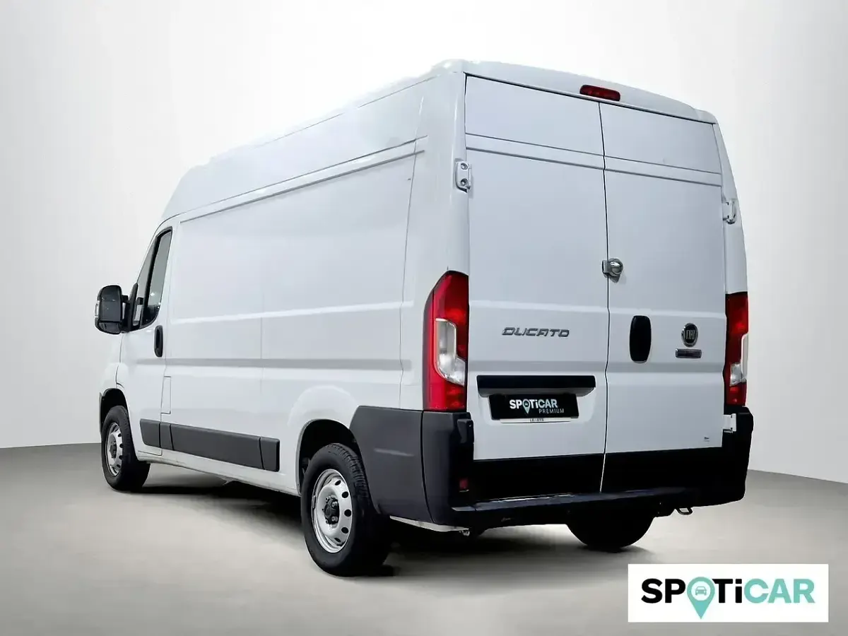 Usado Fiat Ducato 140 CV (102 kW) 2023 Blanco Van